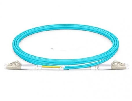 Cable de conexión de fibra (encamisado) 